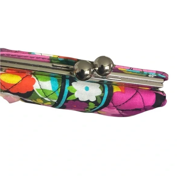 VERA BRADLEY Kiss-lock Wallet - Picture 7 of 14